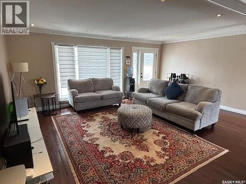 154 Shevchenko Crescent, Canora, SK - Indoor Photo Showing Living Room