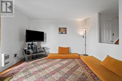 112 - 1050 Falgarwood Drive, Oakville, ON - Indoor