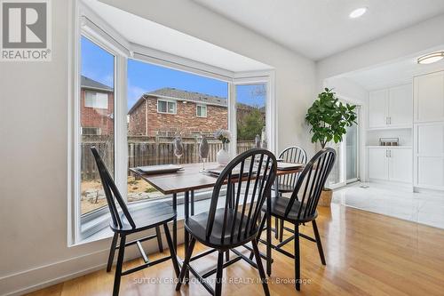 710 Irving Terrace, Milton, ON - Indoor Photo Showing Dining Room