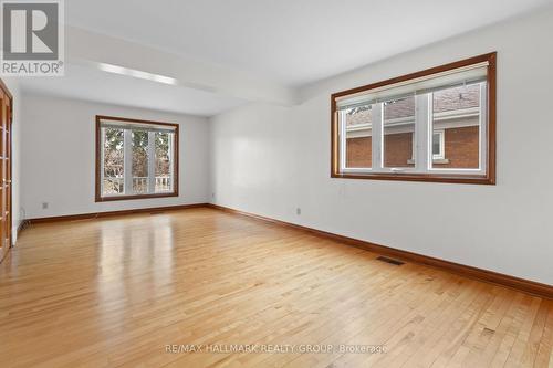 Spacious Den With Large Window - 1310 Ferguson Street, Ottawa, ON - Indoor