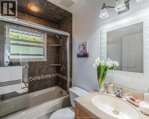 3446 Mark, Windsor, ON - Indoor Photo Showing Bathroom