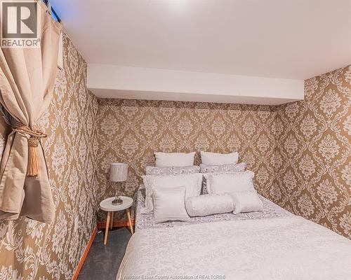 3446 Mark, Windsor, ON - Indoor Photo Showing Bedroom