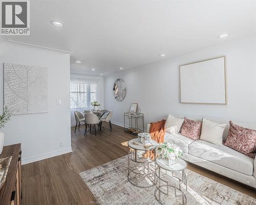 3446 Mark, Windsor, ON - Indoor Photo Showing Living Room