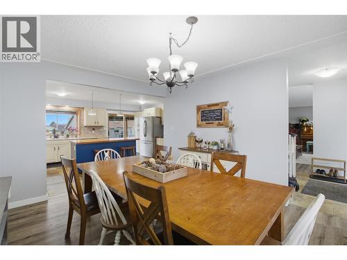 1834 Russet Wynd, Kamloops, BC - Indoor Photo Showing Dining Room
