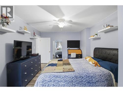 1834 Russet Wynd, Kamloops, BC - Indoor Photo Showing Bedroom