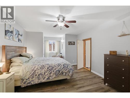1834 Russet Wynd, Kamloops, BC - Indoor Photo Showing Bedroom