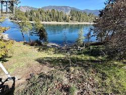 604 11th Street Castlegar, BC V1N 2J9