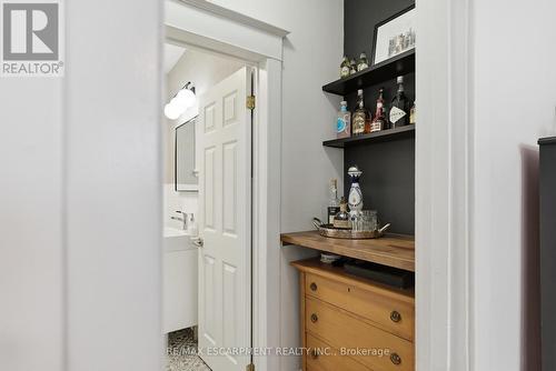 199 Kensington Avenue S, Hamilton, ON - Indoor Photo Showing Other Room