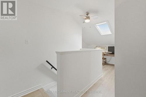 199 Kensington Avenue S, Hamilton, ON - Indoor Photo Showing Other Room