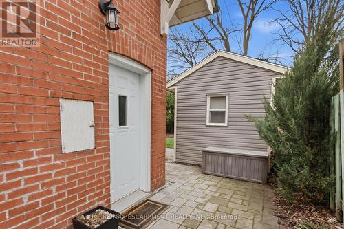 199 Kensington Avenue S, Hamilton, ON - Outdoor With Exterior