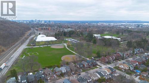 199 Kensington Avenue S, Hamilton, ON - Outdoor With View