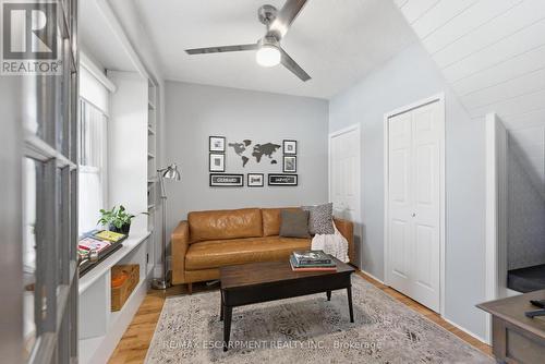 199 Kensington Avenue S, Hamilton, ON - Indoor