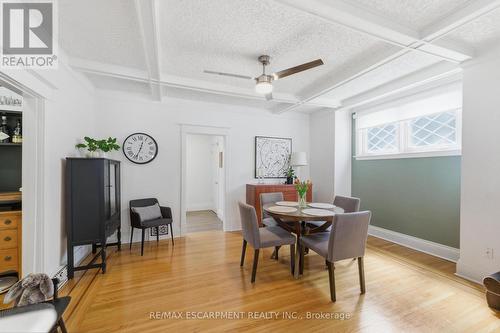 199 Kensington Avenue S, Hamilton, ON - Indoor Photo Showing Dining Room
