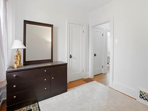 107 Carmen Ave, Winnipeg, MB 