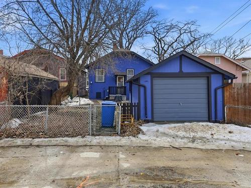 107 Carmen Ave, Winnipeg, MB 