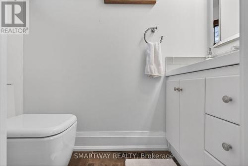 11 Meadow Drive, Caledon, ON - Indoor Photo Showing Bathroom