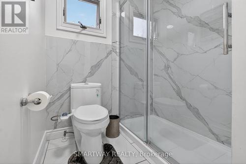 11 Meadow Drive, Caledon, ON - Indoor Photo Showing Bathroom
