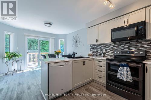 37 Brouwer Crescent, Wasaga Beach, ON - Indoor Photo Showing Kitchen