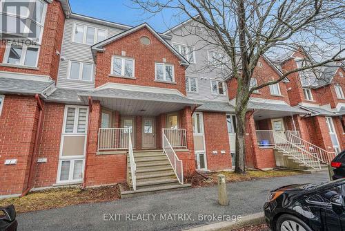20 - 458 BRISTON PRIVATE  Ottawa, ON K1G 5R4