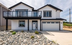 427 Colonia Dr SOUTHLadysmith, BC V9G 0B8