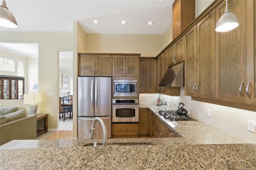 1377 Cape Cod Dr, Parksville, BC 