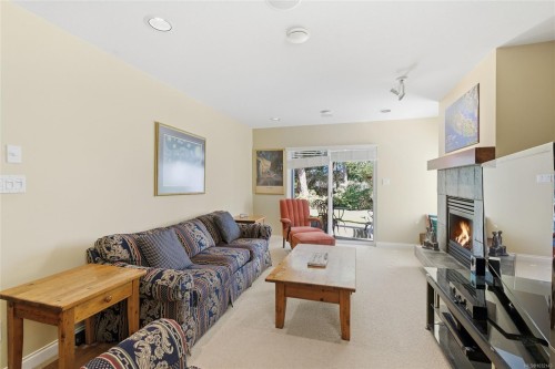 1377 Cape Cod Dr, Parksville, BC 