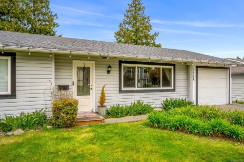 2188 Noel Ave, Comox, BC 