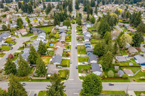 2188 Noel Ave, Comox, BC 