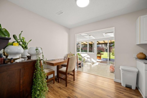 2188 Noel Ave, Comox, BC 