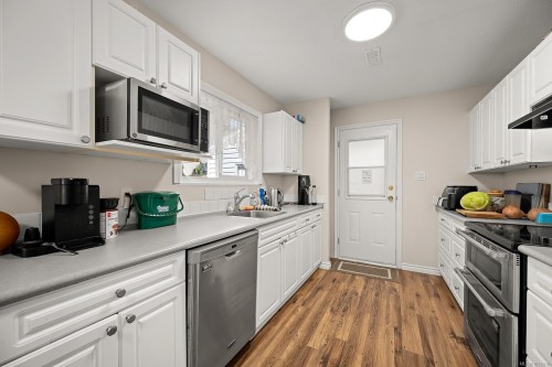 2188 Noel Ave, Comox, BC 