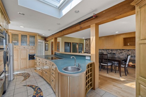 2340 Spring Rd, Campbell River, BC 