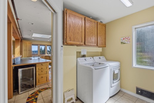 2340 Spring Rd, Campbell River, BC 