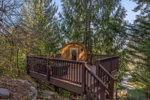 2340 Spring Rd, Campbell River, BC 
