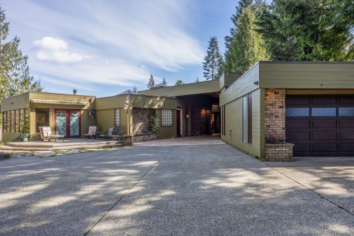 2340 Spring Rd, Campbell River, BC 