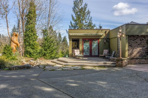 2340 Spring Rd, Campbell River, BC 