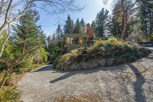 2340 Spring Rd, Campbell River, BC 