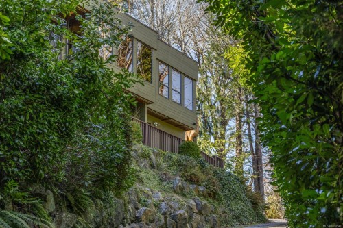 2340 Spring Rd, Campbell River, BC 