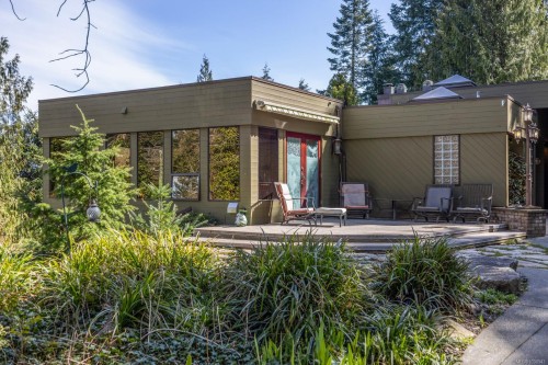 2340 Spring Rd, Campbell River, BC 