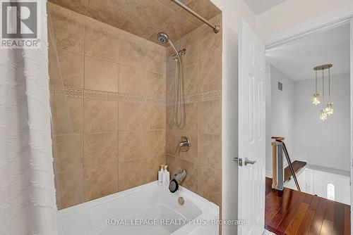 4241 Anworld Place, Mississauga, ON - Indoor Photo Showing Bathroom
