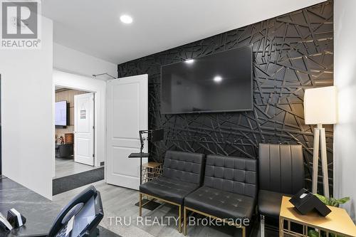 1901 Banff Avenue, Ottawa, ON 