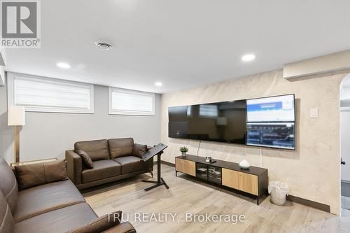 1901 Banff Avenue, Ottawa, ON 