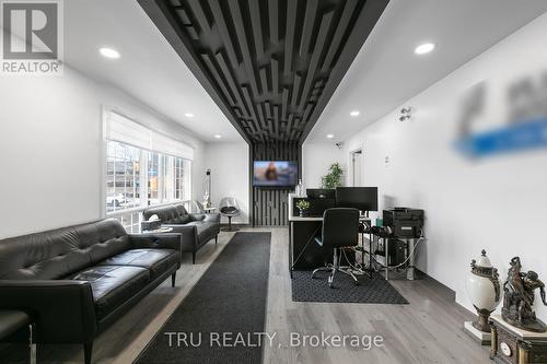 1901 Banff Avenue, Ottawa, ON 