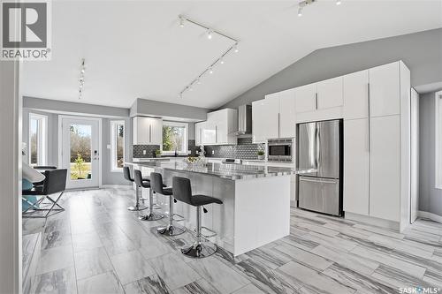 406 Laycoe Crescent, Saskatoon, SK - Indoor Photo Showing Kitchen With Upgraded Kitchen