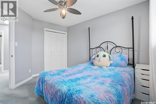 406 Laycoe Crescent, Saskatoon, SK - Indoor Photo Showing Bedroom