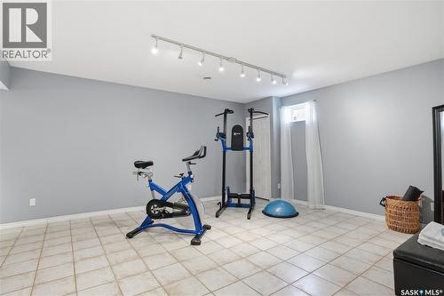 406 Laycoe Crescent, Saskatoon, SK - Indoor Photo Showing Gym Room