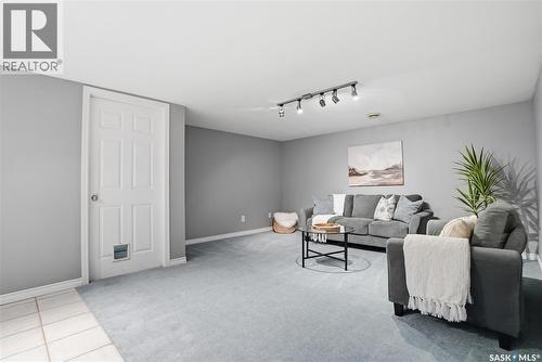 406 Laycoe Crescent, Saskatoon, SK - Indoor