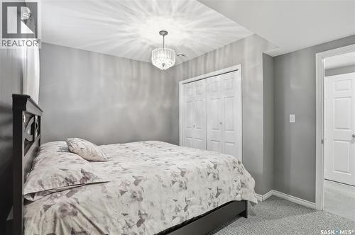 406 Laycoe Crescent, Saskatoon, SK - Indoor Photo Showing Bedroom