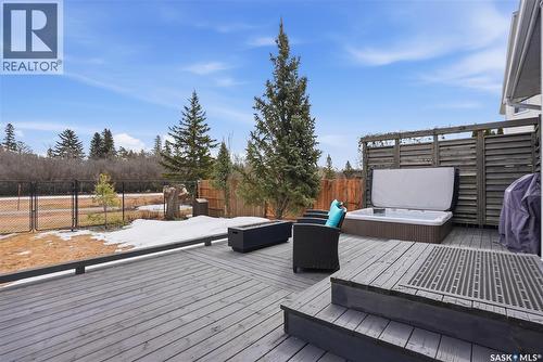 406 Laycoe Crescent, Saskatoon, SK - Outdoor With Deck Patio Veranda