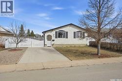 111 Forsyth CRESCENT  Regina, SK S4R 5L8