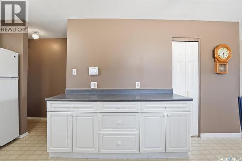 111 Forsyth Crescent, Regina, SK - Indoor